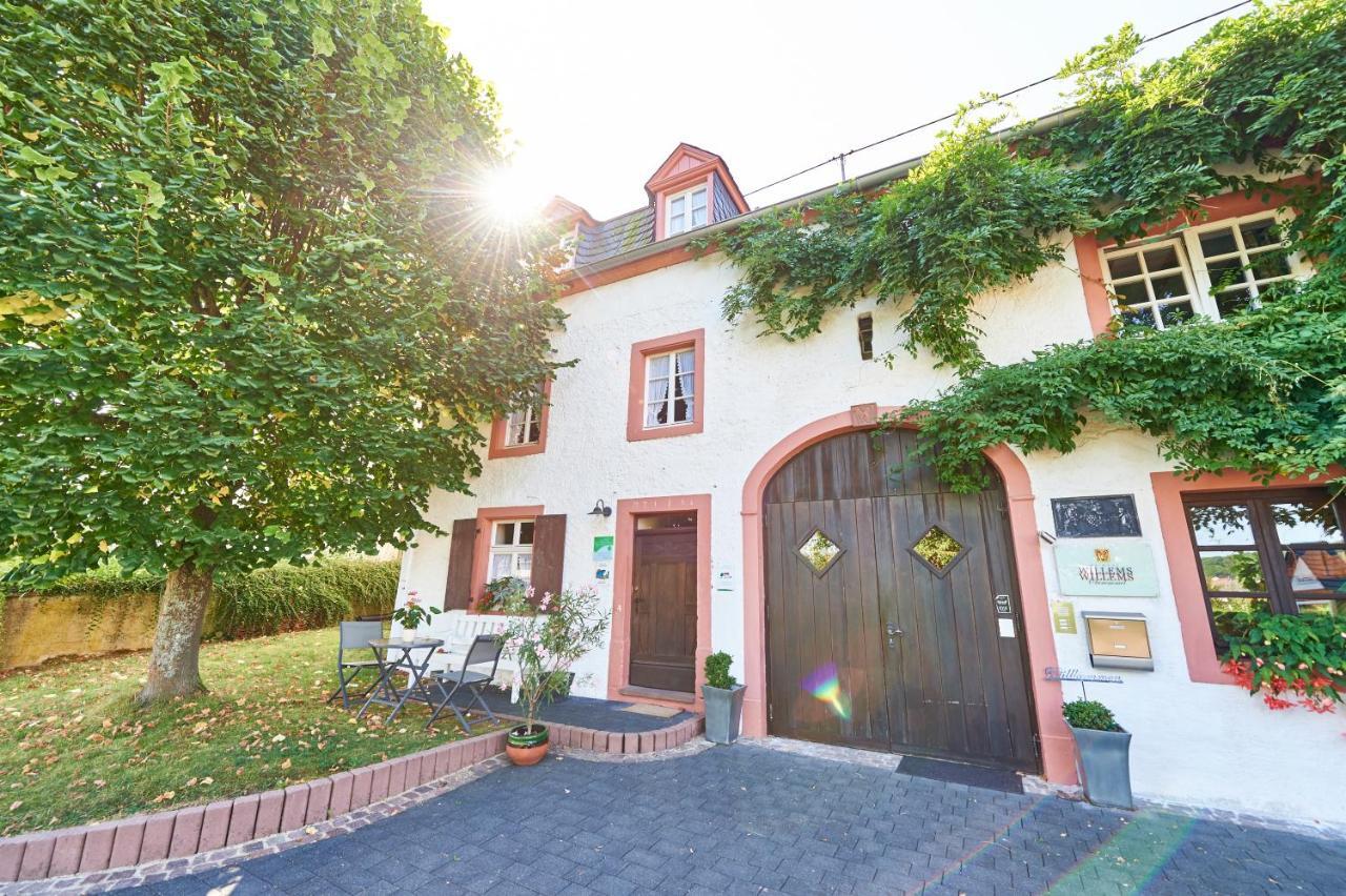 Ferienweingut Willems Oberemmel Exterior foto